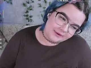 Lilmilkylilly  live sex cam