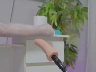 Luckyystrike  live sex cam
