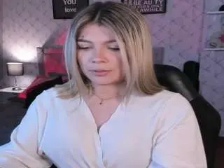 Belladavne  live sex cam