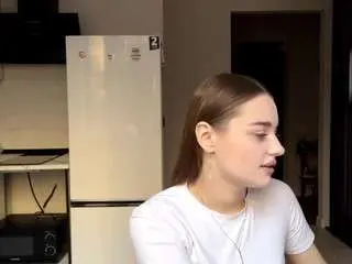 Mariettanicolaus  live sex cam