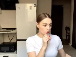 Mariettanicolaus  live sex cam