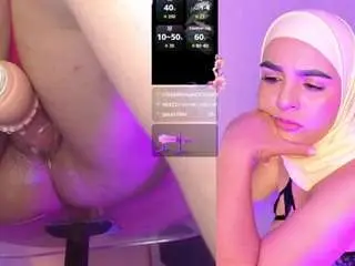 Nahid-jaziri  live sex cam