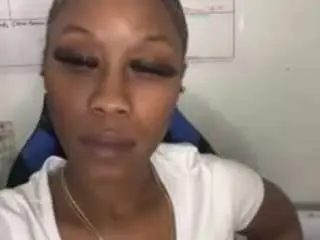 Pdavixen  live sex cam