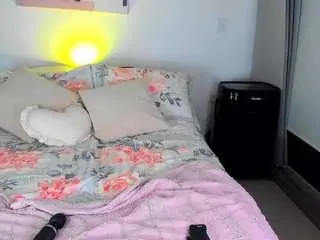 Ahinoaa  live sex cam