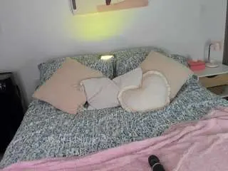 Ahinoaa  live sex cam