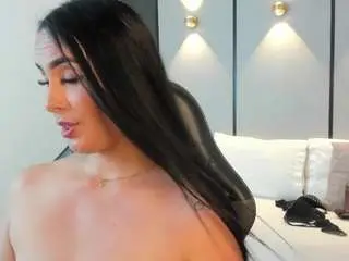 Ashly-moonn  live sex cam