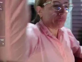 Chayla-ruiz  live sex cam