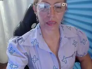 Chayla-ruiz  live sex cam