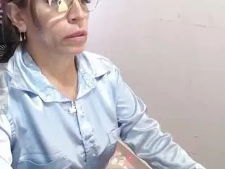 Chayla-ruiz  live sex cam