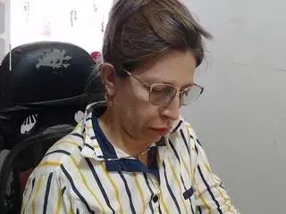 Chayla-ruiz  live sex cam