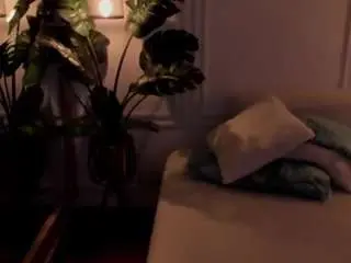 Dafnne-hills  live sex cam