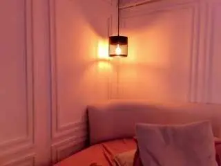 Dafnne-hills  live sex cam