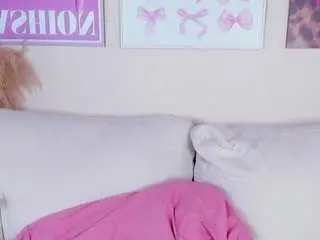 Dafnne-hills  live sex cam