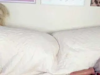 Dafnne-hills  live sex cam