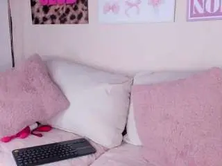 Dafnne-hills  live sex cam