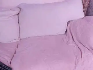 Dafnne-hills  live sex cam
