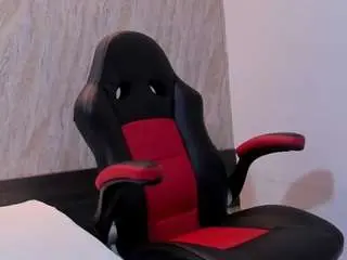 Evony-becker  live sex cam