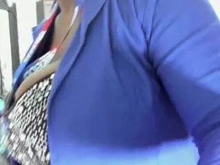 Karenbis  live sex cam