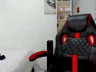 Olivahot31  live sex cam