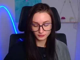 Runadiva  live sex cam