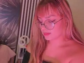 Samaantha-white  live sex cam