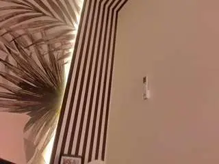Samaantha-white  live sex cam