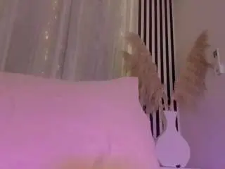 Samaantha-white  live sex cam