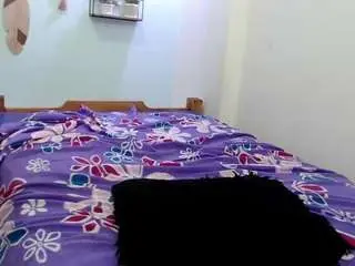 Brendagirlbad20  live sex cam