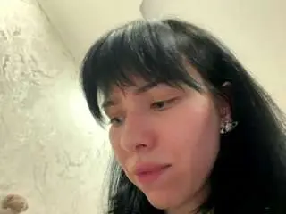 Joycepilling  live sex cam