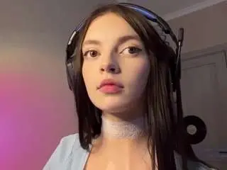 Lewislitaker  live sex cam