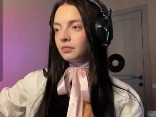 Lewislitaker  live sex cam