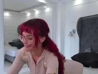 Mae-lyra  live sex cam