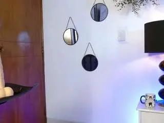 Ashley-bruce  live sex cam