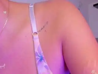 Brianah-sq  live sex cam