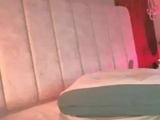 Hanna-red  live sex cam