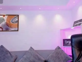 Mia-taylors  live sex cam