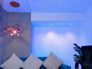 Mia-taylors  live sex cam