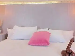 Natalia-20  live sex cam