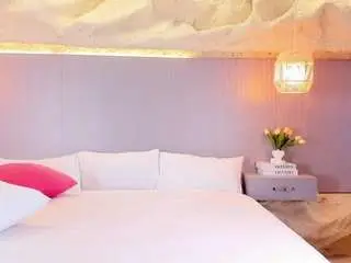 Natalia-20  live sex cam