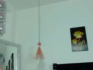Petitelittleebony  live sex cam