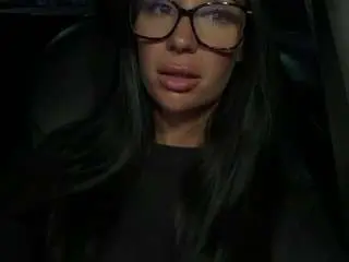Tighttinymilf  live sex cam