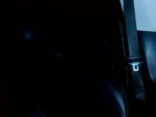 Tighttinymilf  live sex cam