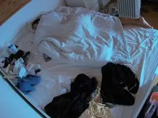 Voyeurcam-julmodels-greybed-1  live sex cam