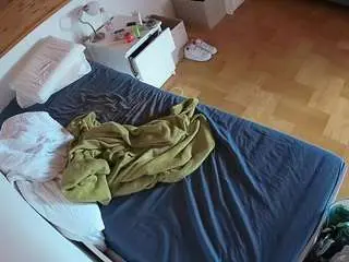 Voyeurcam-julmodels-greybed-1  live sex cam