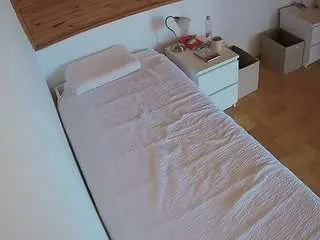 Voyeurcam-julmodels-greybed-1  live sex cam