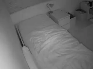 Voyeurcam-julmodels-greybed-1  live sex cam