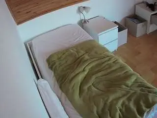 Voyeurcam-julmodels-greybed-1  live sex cam