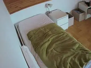 Voyeurcam-julmodels-greybed-1  live sex cam