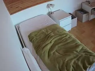 Voyeurcam-julmodels-greybed-1  live sex cam