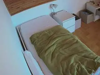 Voyeurcam-julmodels-greybed-1  live sex cam